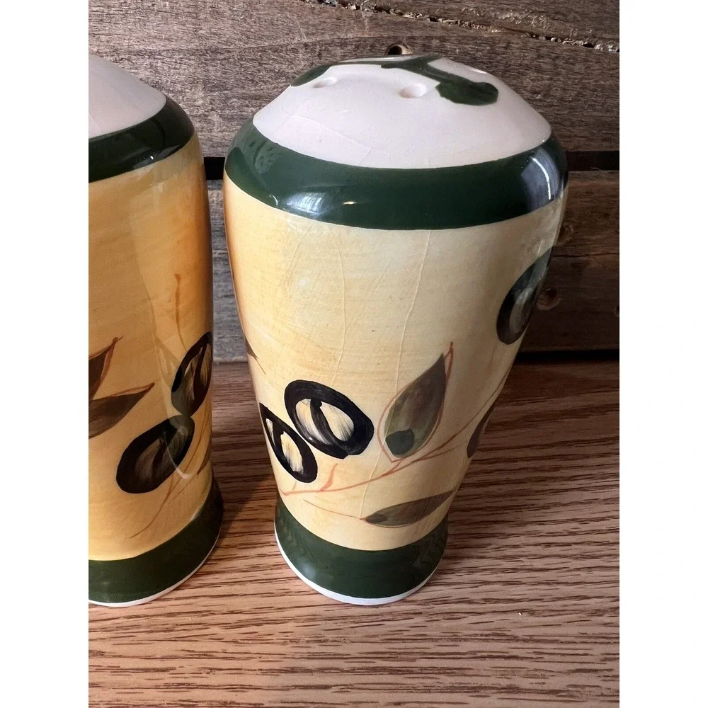 Olive Themed  Pair of Salt & Pepper Shakers ~‎ New, Large 5